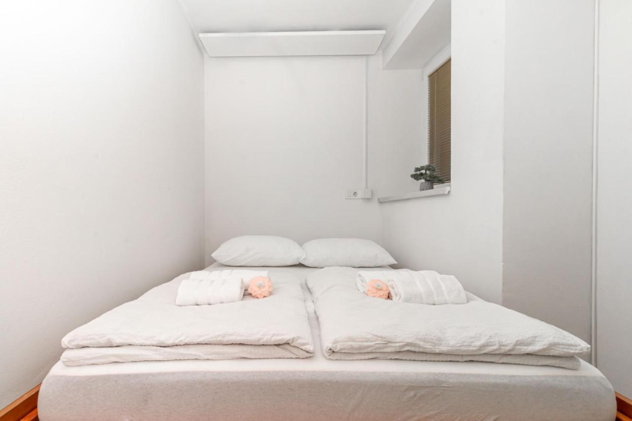إيزولا Sml Apartments 2 المظهر الخارجي الصورة