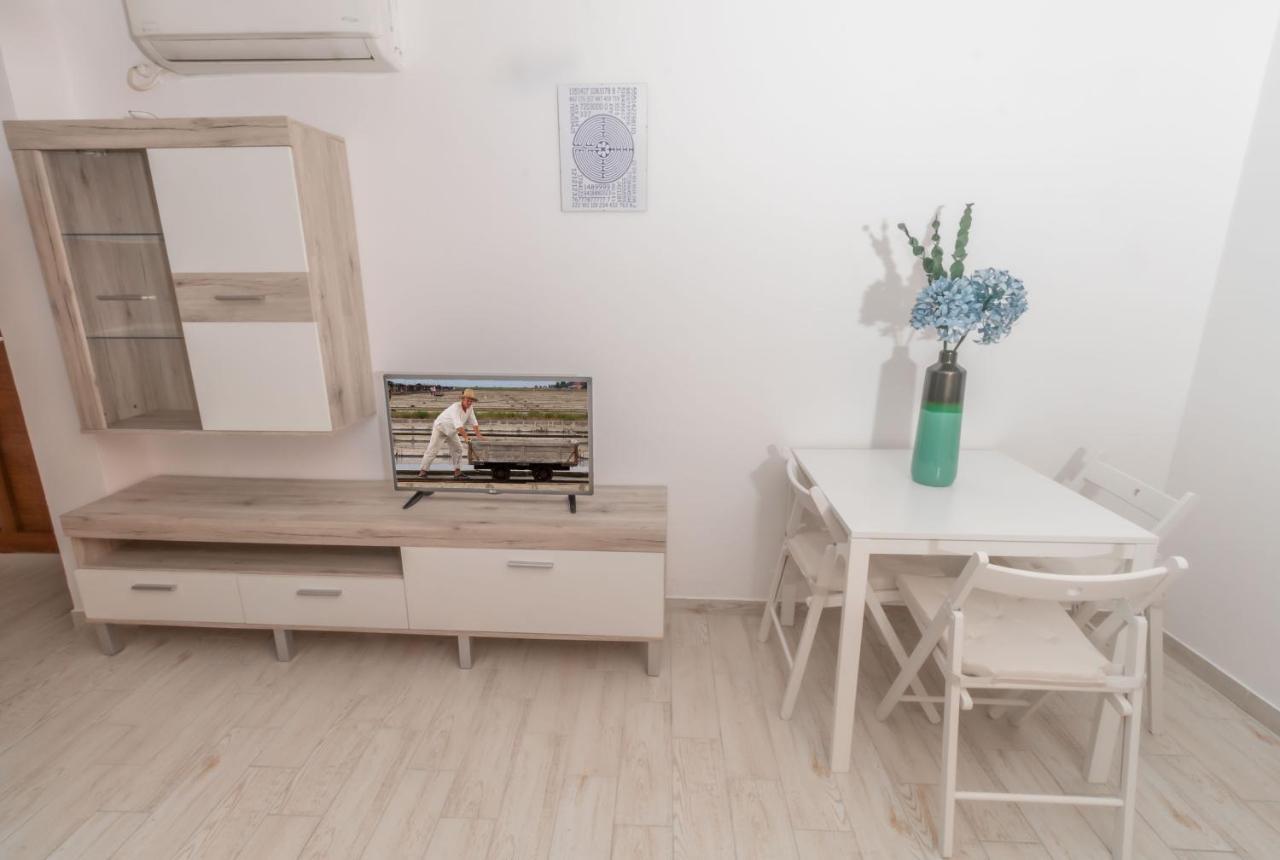 إيزولا Sml Apartments 2 المظهر الخارجي الصورة